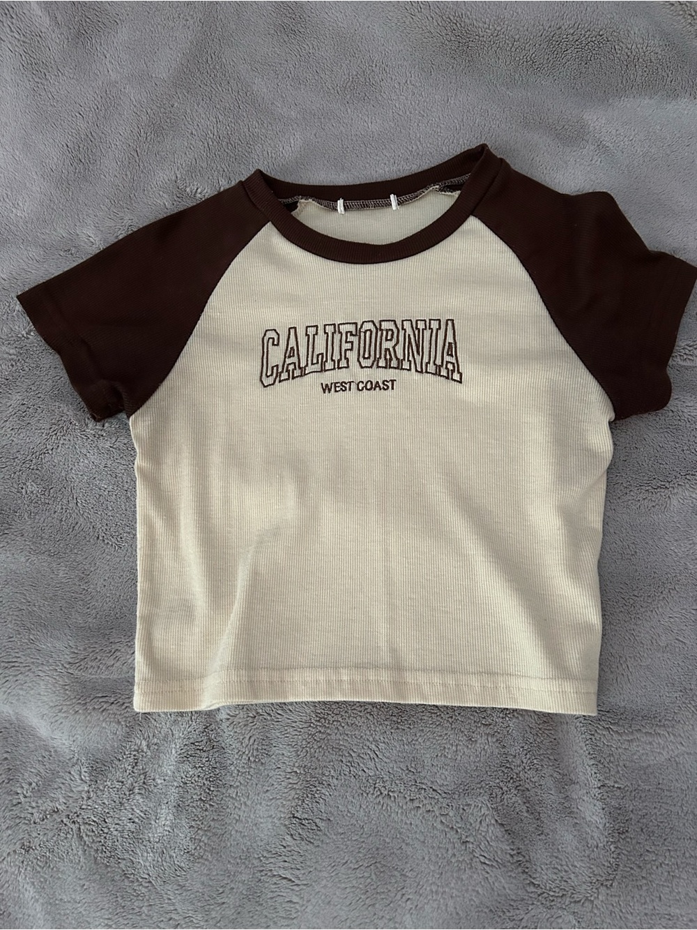 Cream & Brown 'California West Coast' Raglan Tee